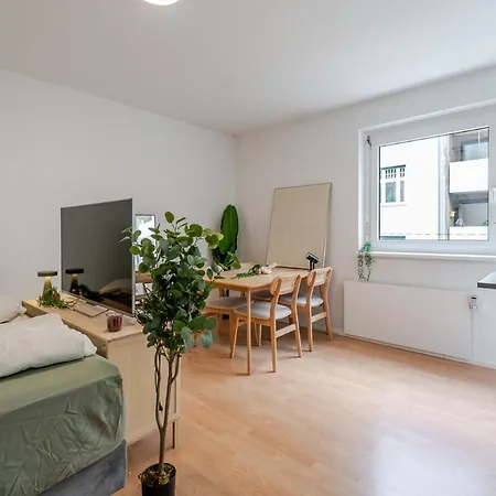 Beim Grazer Augarten Apartamento *